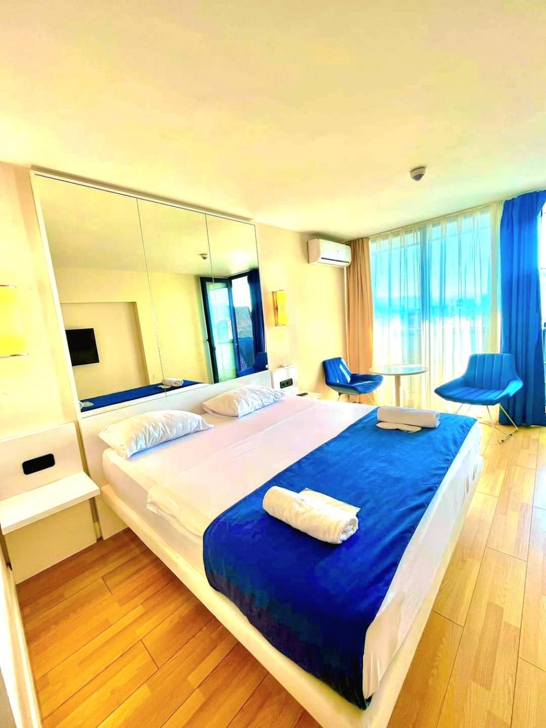 Orbi City A D Apartment Batumi Exterior foto